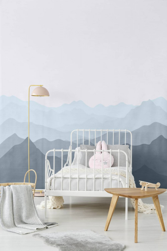 Kinderzimmer: Berge in blau aus den Farbtönen Mondstaub, Schäfchenwolke und Wolkenbett